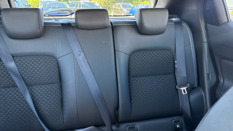 Nissan Juke 1.6 Hybrid N-Connecta 5dr Auto Hybrid Hatchback